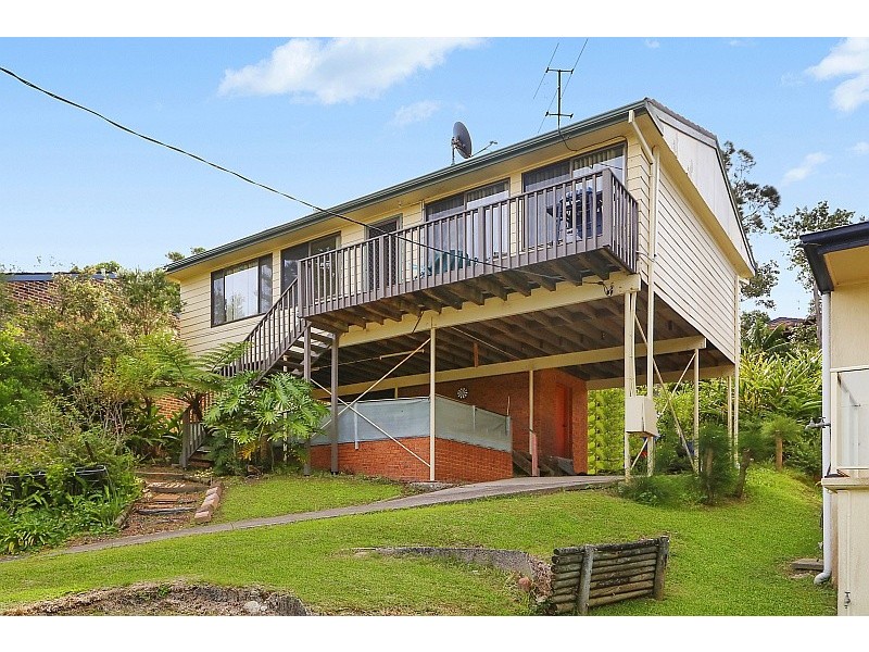 25 Fiesta Crescent, Copacabana NSW 2251