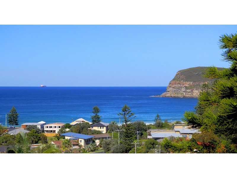 25 Fiesta Crescent, Copacabana NSW 2251