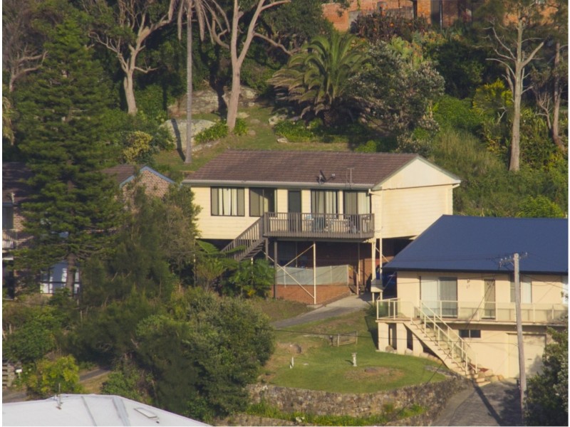 25 Fiesta Crescent, Copacabana NSW 2251