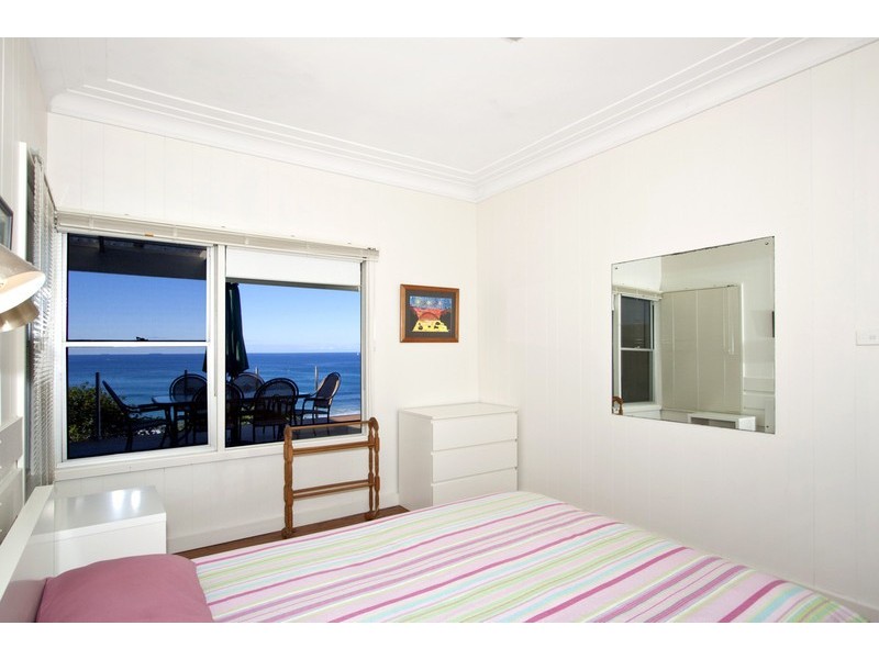 18 Ascot Ave, Avoca Beach NSW 2251