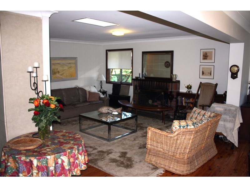 11 Portsmouth Road, Erina NSW 2250