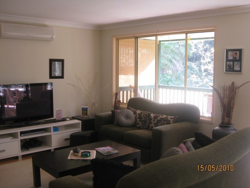 6 Karwin Ave, Springfield NSW 2250