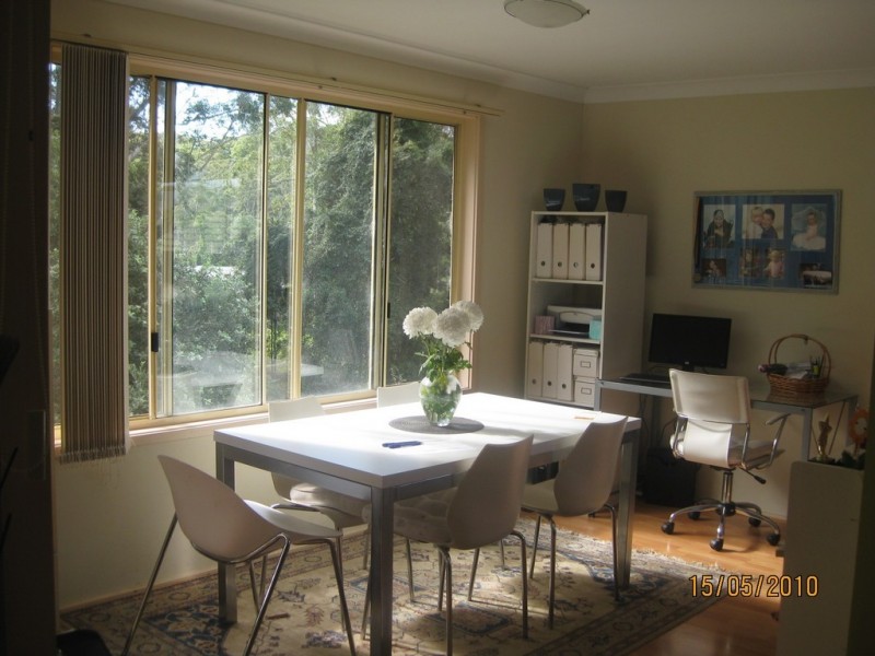 6 Karwin Ave, Springfield NSW 2250