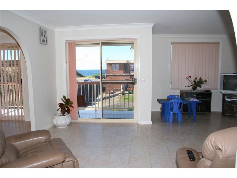 94 Copacabana Drive, Copacabana NSW 2251