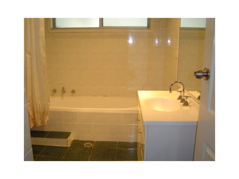 85 HILLS STREET, Gosford NSW 2250