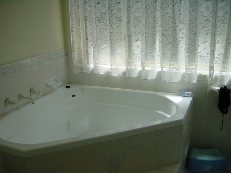 16 Wellesbourne Ave, Terrigal NSW 2260