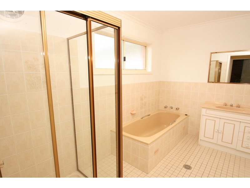 2/24 Maroomba Road, Terrigal NSW 2260