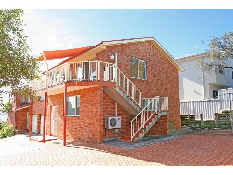 2/24 Maroomba Road, Terrigal NSW 2260