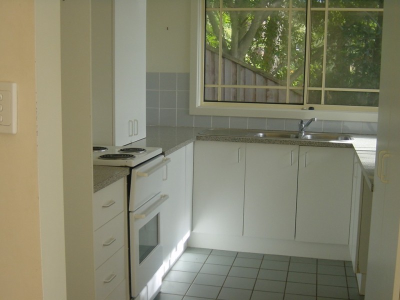 2/106 Riviera Avenue, Terrigal NSW 2260