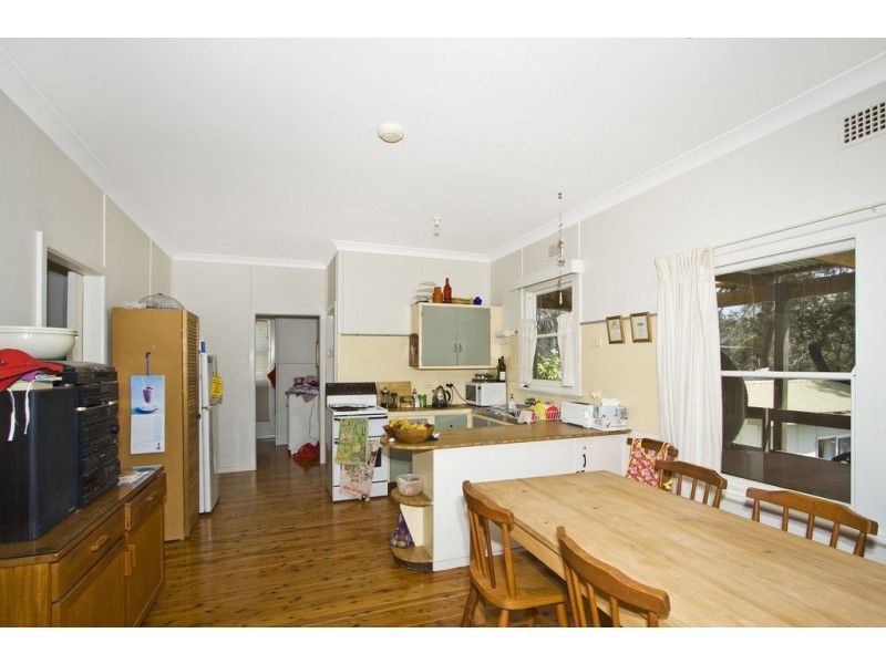 21 Cape Three Points Road, Avoca Beach NSW 2251