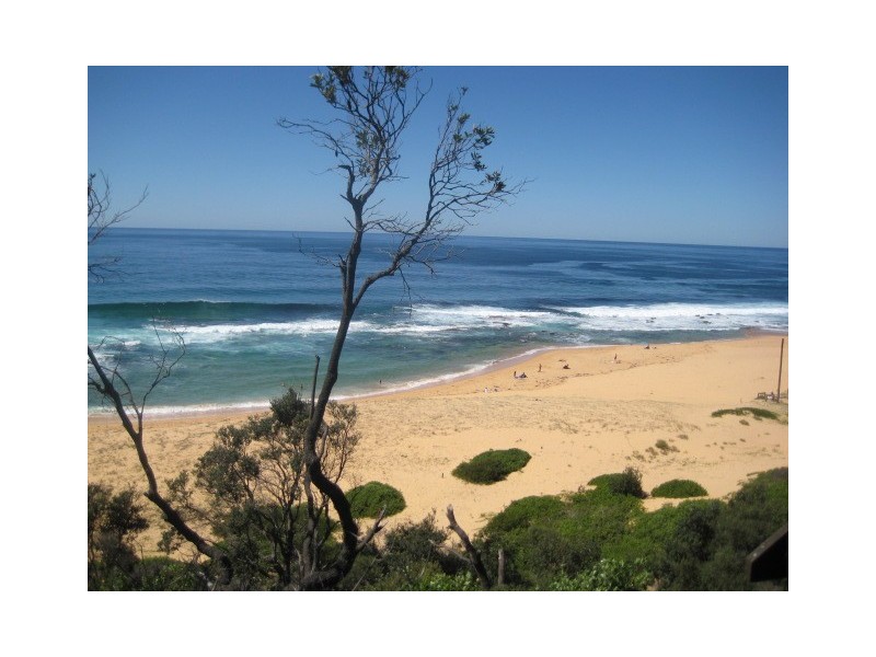 1 Noorong Avenue, Forresters Beach NSW 2260