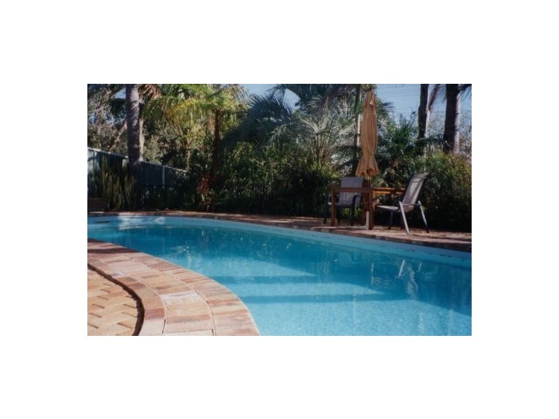 1 Noorong Avenue, Forresters Beach NSW 2260