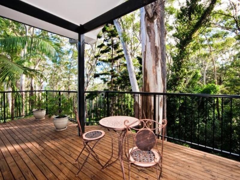 4 Bellevue Crescent, North Avoca NSW 2260