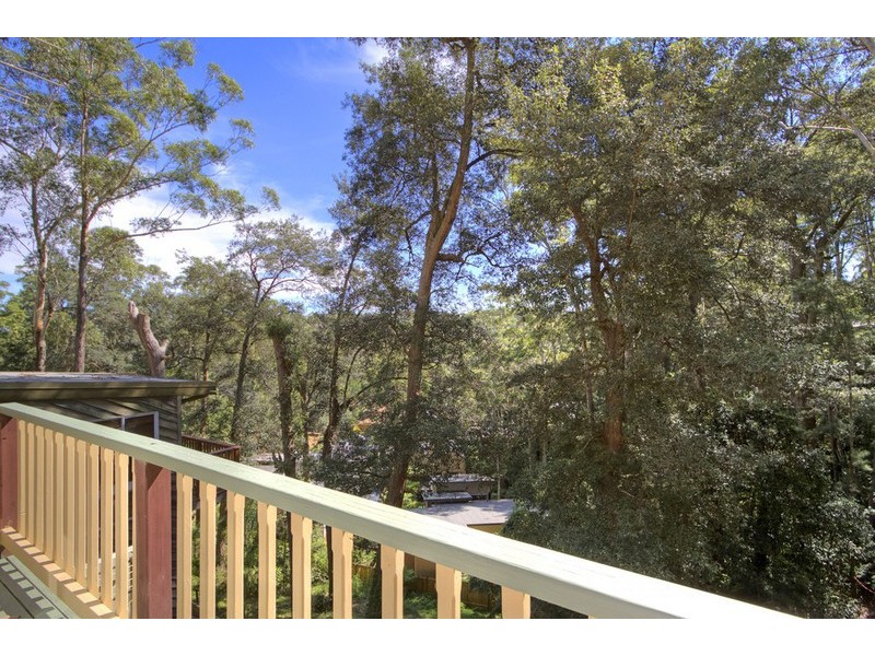 59 Easter Parade, North Avoca NSW 2260