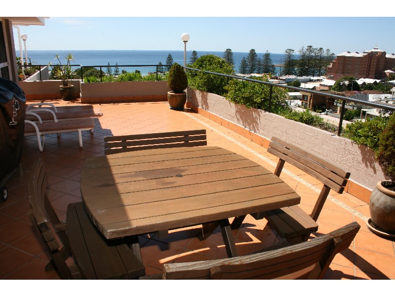 6/32 Campbell Cres, Terrigal NSW 2260