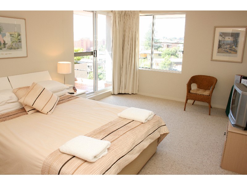 6/32 Campbell Cres, Terrigal NSW 2260