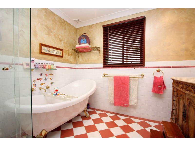 Tumbi Umbi NSW 2261