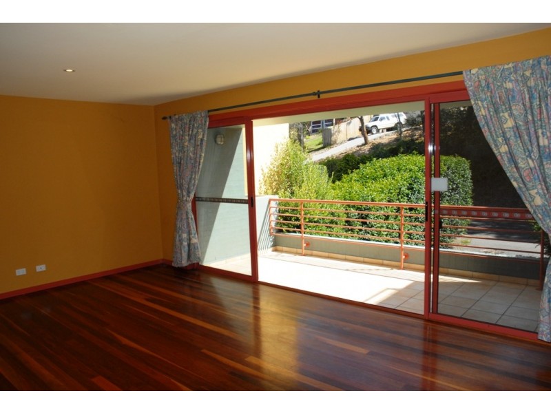 2b Elgatta Avenue, North Avoca, North Avoca NSW 2260