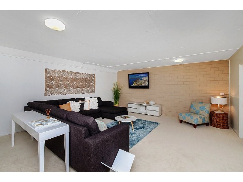 1/6 Whiting Avenue, Terrigal NSW 2260