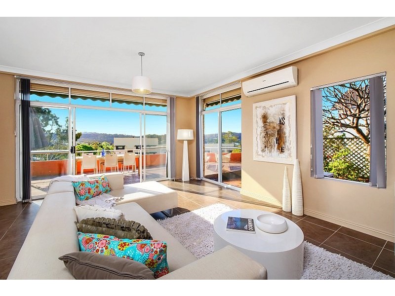 1/6 Whiting Avenue, Terrigal NSW 2260