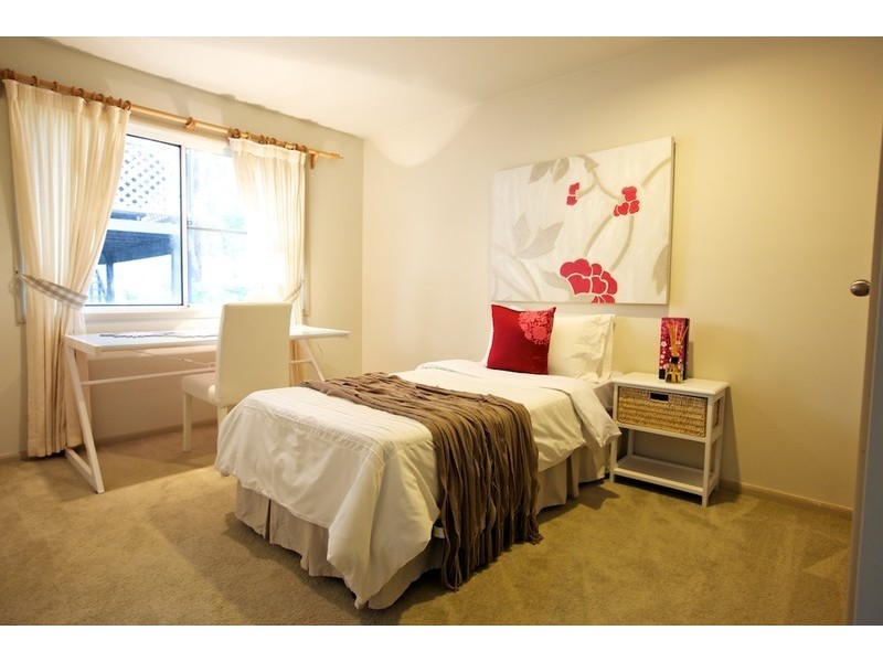 129 Lakeshore Drive, North Avoca NSW 2260