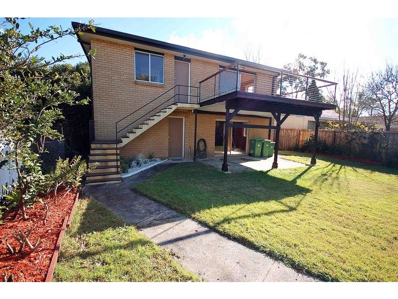 1 Eulalia Ave, Point Frederick NSW 2250