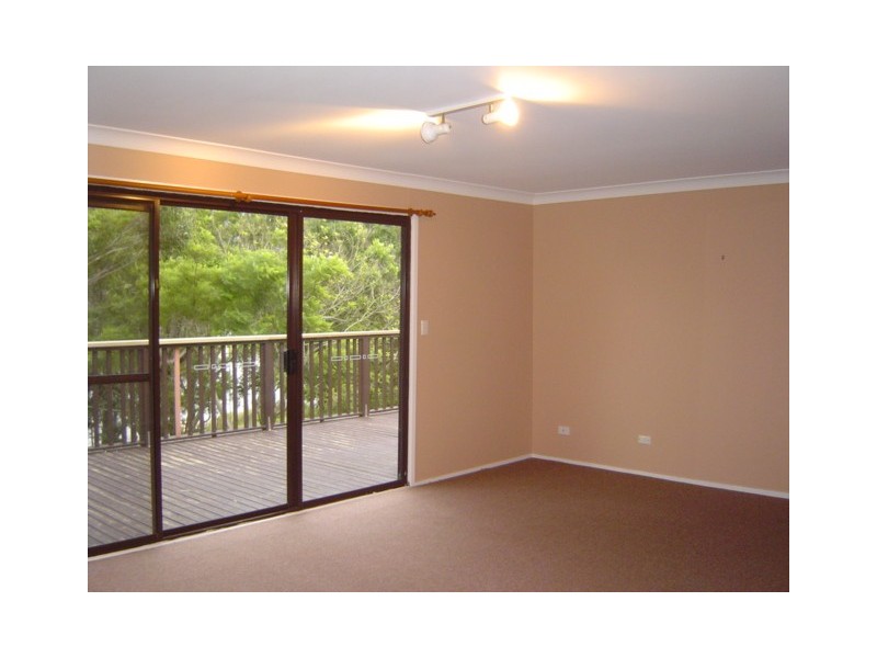 11 Cape Three Points Road, Avoca Beach NSW 2251