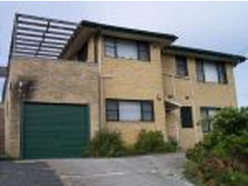 2/67 Ocean View Drive, Wamberal NSW 2260