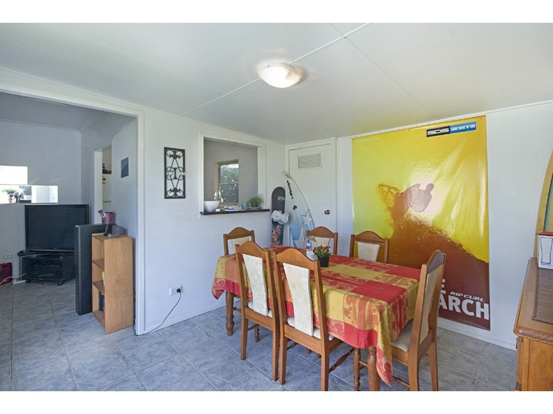 10 Calais Road, Wamberal NSW 2260