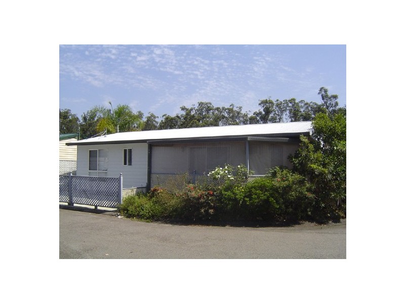19 Sixth Avenue Broadlands Estate, Green Point NSW 2251