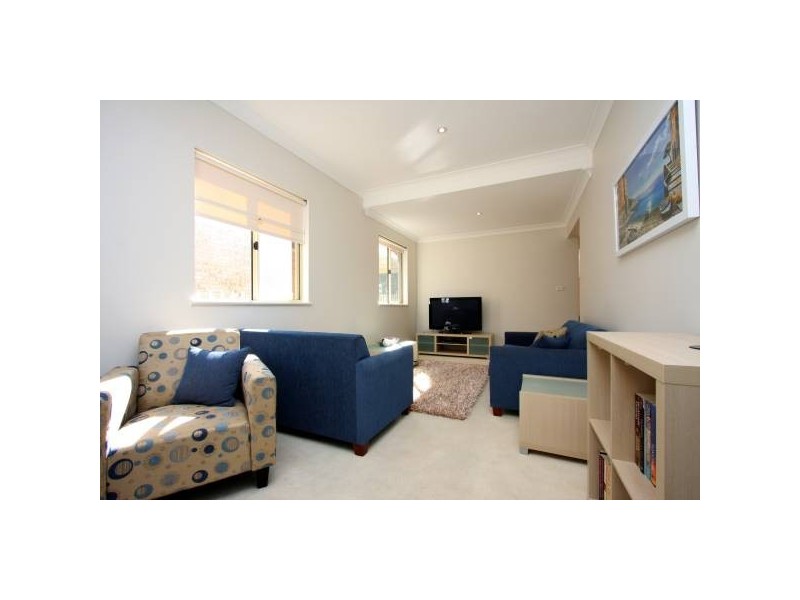 1/69 Del Rio Drive, Copacabana NSW 2251