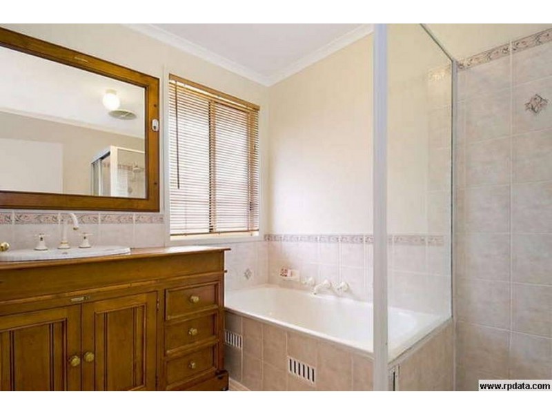 22 Flakelar Crescent, Terrigal NSW 2260