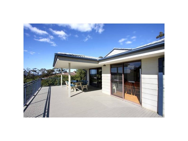 34 Ocean drive, Macmasters Beach NSW 2251