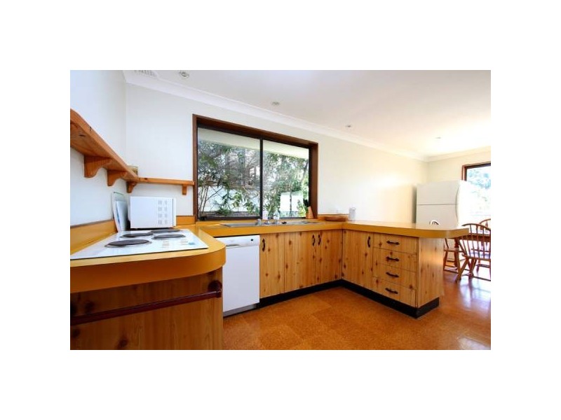 34 Ocean drive, Macmasters Beach NSW 2251
