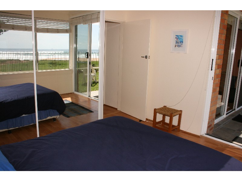 2/127 Avoca Drive, Avoca Beach NSW 2251