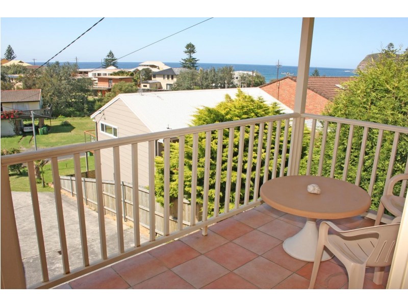 111A Del Rio Drive, Copacabana NSW 2251