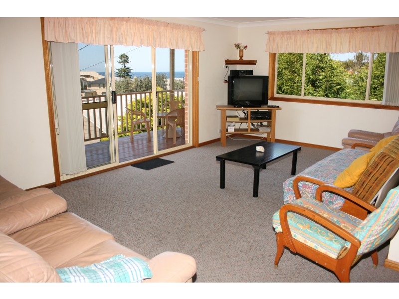 111A Del Rio Drive, Copacabana NSW 2251