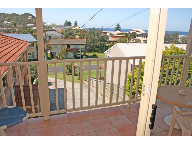 111A Del Rio Drive, Copacabana NSW 2251