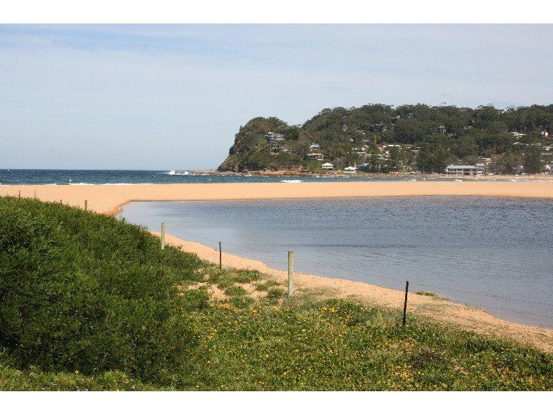 14B Bareena Ave, North Avoca NSW 2260