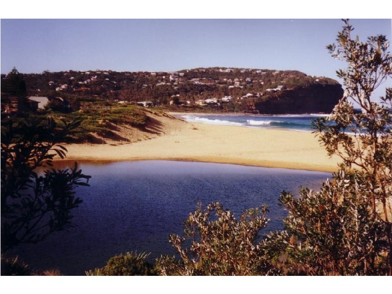 5 Tudibaring Pde, Macmasters Beach NSW 2251