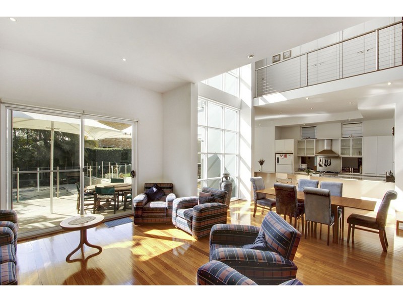 29 Avoca Drive, Avoca Beach NSW 2251