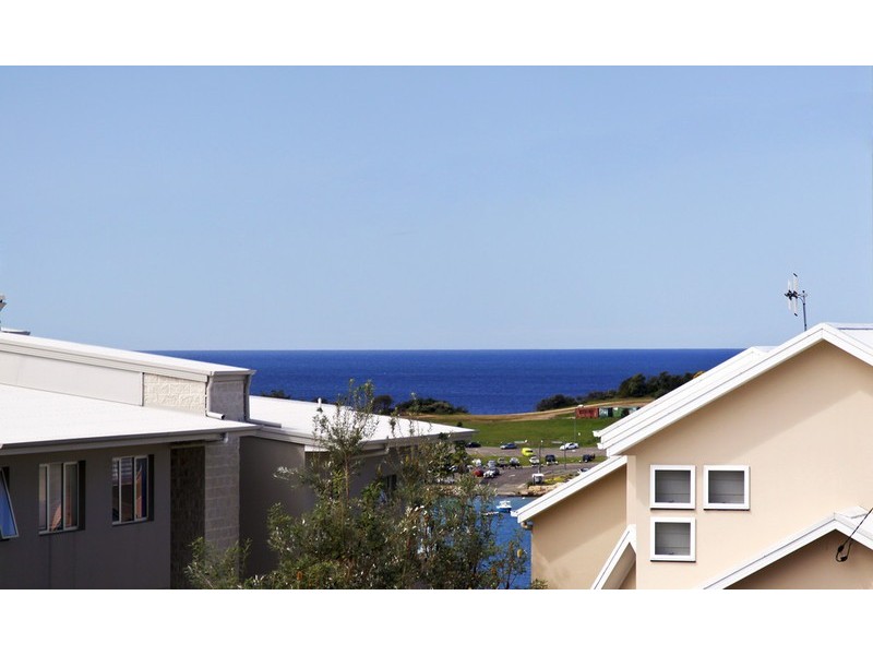 1/15 Barnhill Road, Terrigal NSW 2260