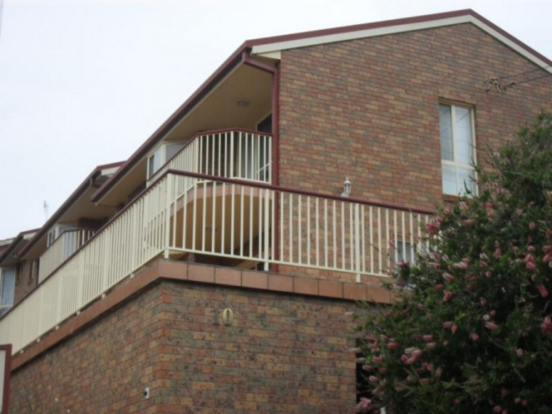 1/10 Barrington Road, Terrigal NSW 2260