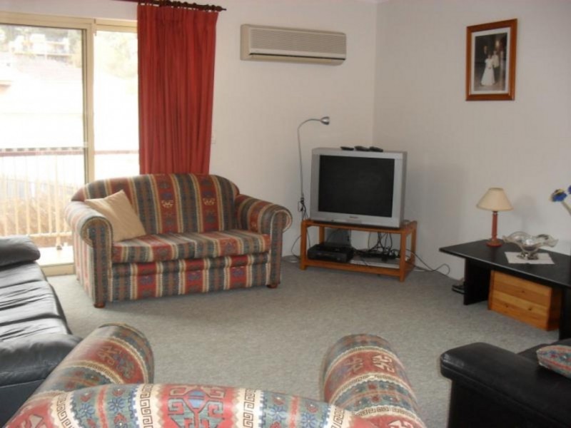 1/10 Barrington Road, Terrigal NSW 2260