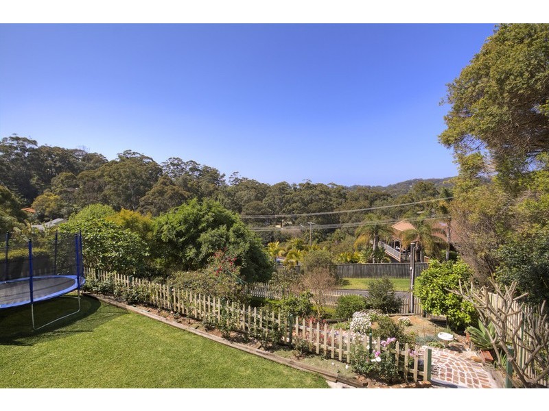 13 Cheswick Street, Avoca Beach NSW 2251