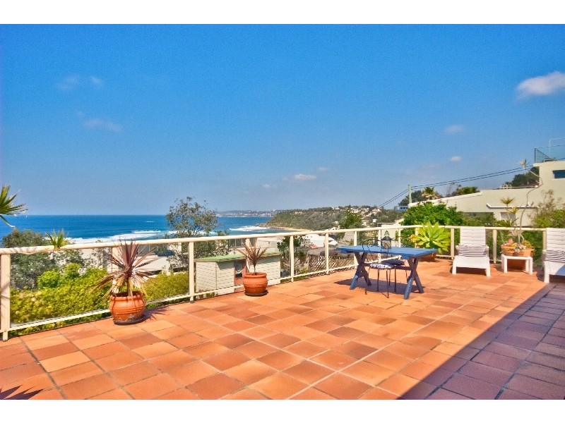 5 North Scenic Road, Forresters Beach NSW 2260