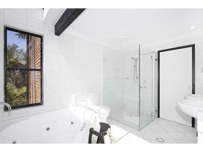 18 Matong Lane, Avoca Beach NSW 2251