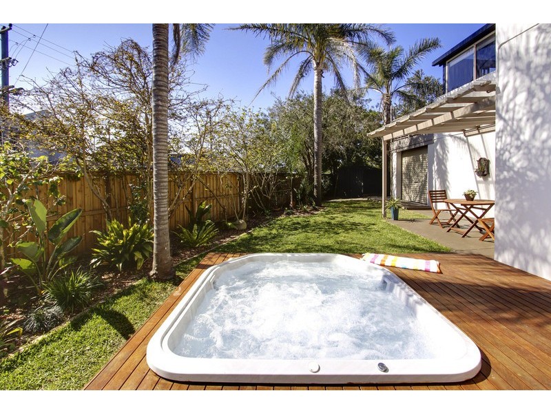 30 Pacific Street, Wamberal NSW 2260