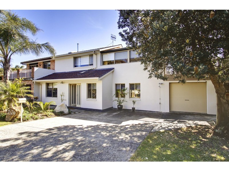 30 Pacific Street, Wamberal NSW 2260