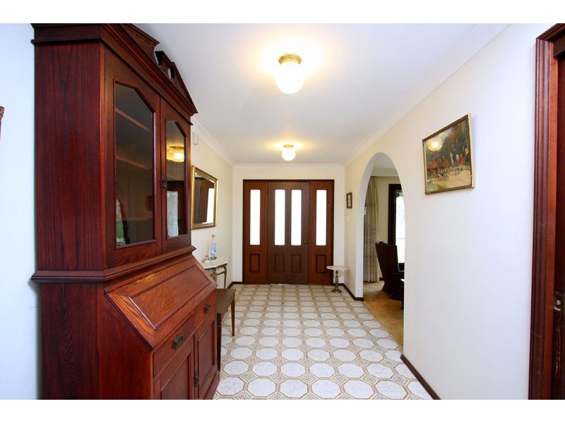 8 Okanagan Close, Wamberal NSW 2260